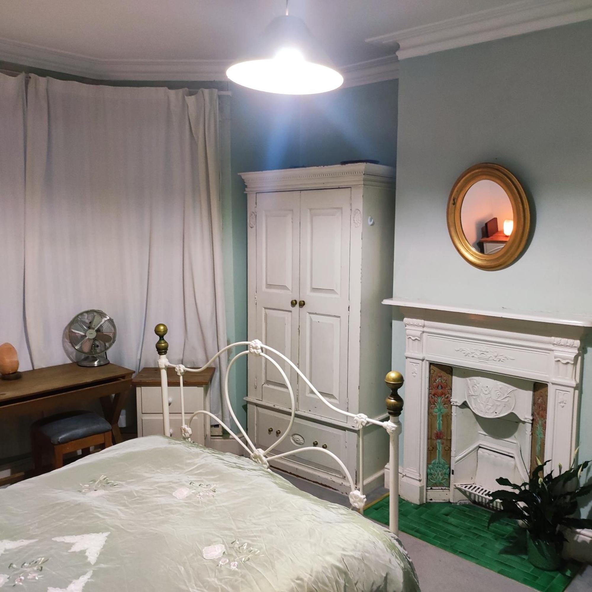 Cosy London Double Room Near Wimbledon 외부 사진